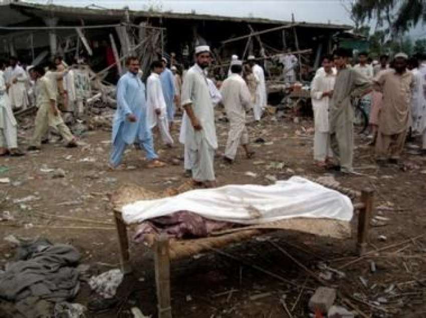 پشاور،پولیس چوکی پر خودکش کار بم حملہ میں‌جاں‌بحق ہونیوالے ..