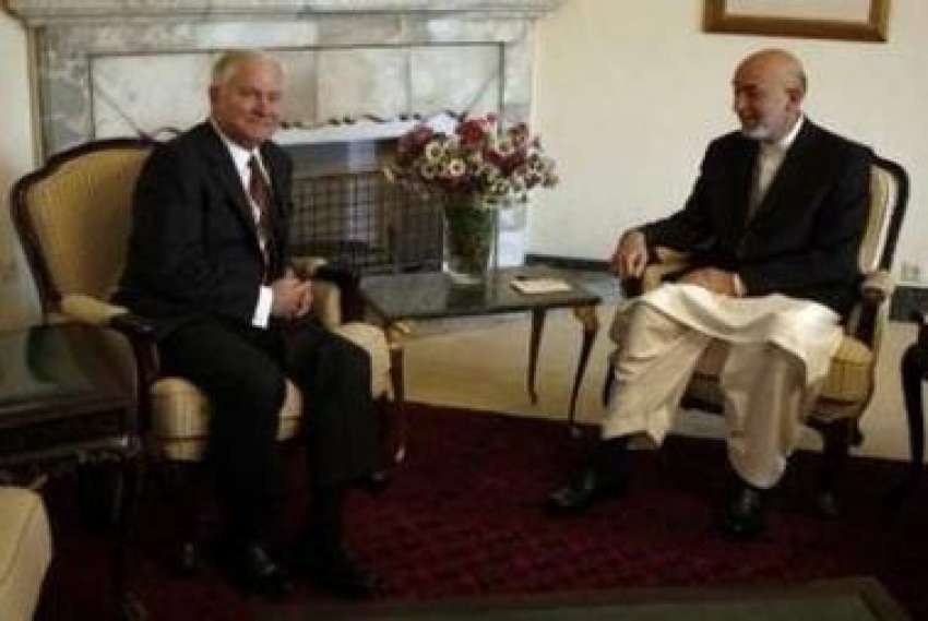 کابل، افغان صدر حامد کرزئی امریکی ڈیفنس سیکرٹری رابرٹ گیٹس ..