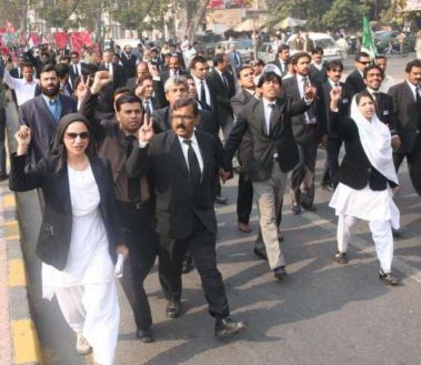 لاہور،عدلیہ کی آزادی اور ججز کی بحالی کیلئے نکالی جانیوالی ..