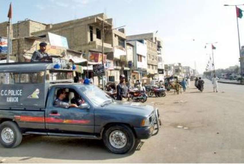 کراچی،پولیس اہلکار امن و امان کی صورت حال کو قائم رکھنے ..