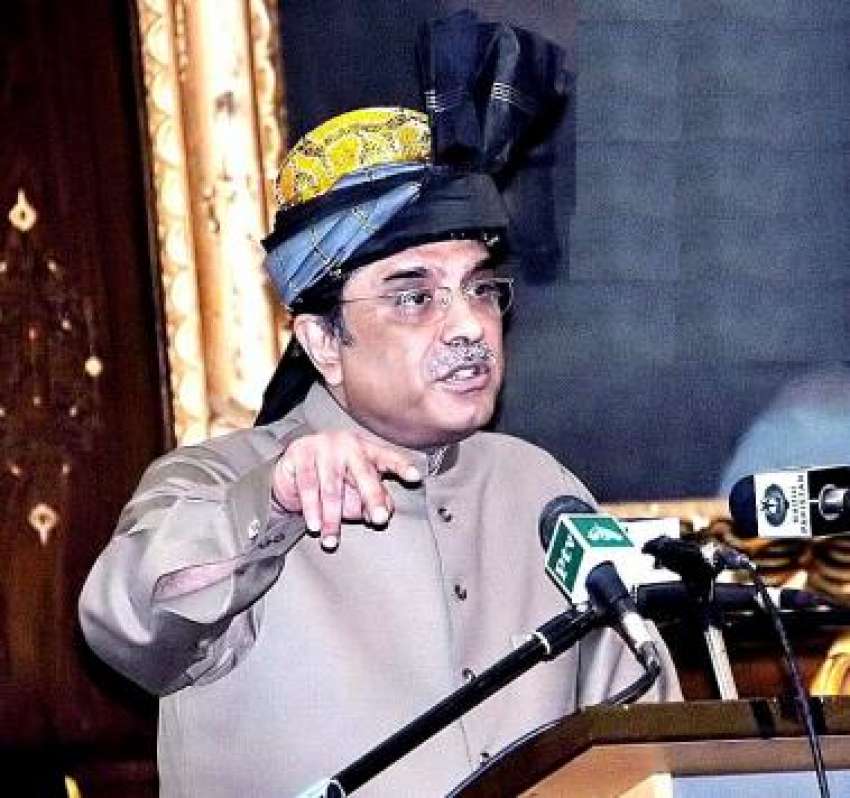 پشاور، صدر مملکت آصف علی زدداری گورنر ہاوٴس پشاور میں گرینڈ ..