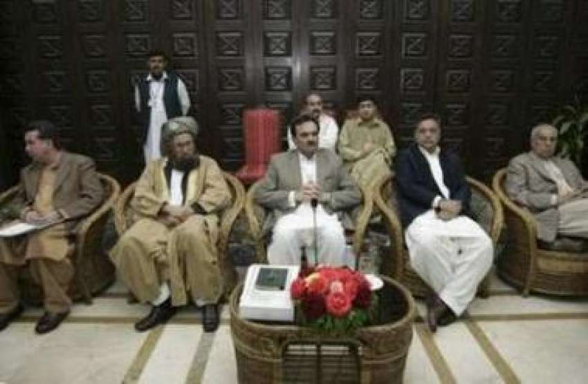 پشاور،وزیراعلی سرحد امیر حیدر ہوتی نظام عدل سے متعلق جرگہ ..