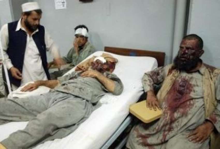پشاور،خیبرایجنسی میں مسجد میں ہونیوالے خودکش حملے میں زخمی ..