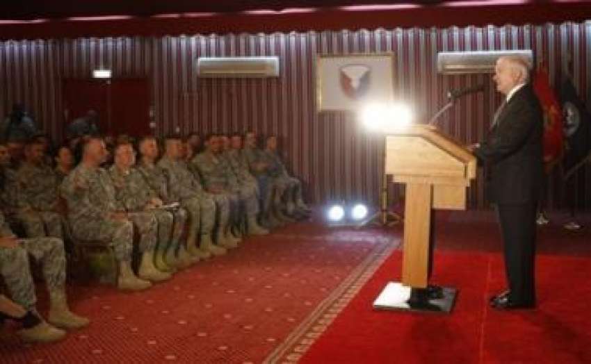 ریاض، امریکی وزیر دفاع رابرٹ گیسٹ امریکی فوجیوں سے خطاب ..