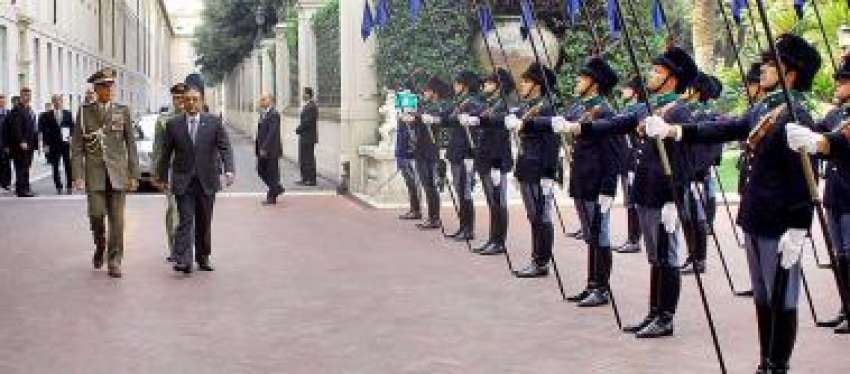 روم،صدر آصف زرداری صدارتی محل آمد کے موقع  پر گارڈ آف آنر ..