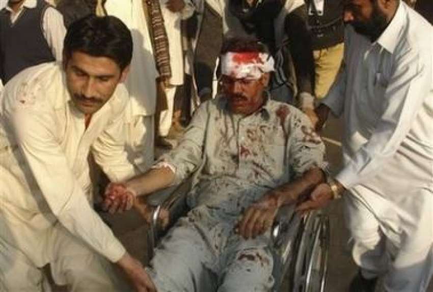 ڈیرہ غازی خان، کھوسہ مارکیٹ میں زور دار بم دھماکے میں زخمی ..