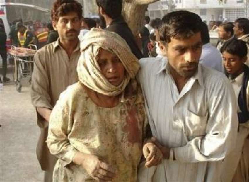ڈیرہ غازی خان، کھوسہ مارکیٹ میں زور دار بم دھماکے میں زخمی ..