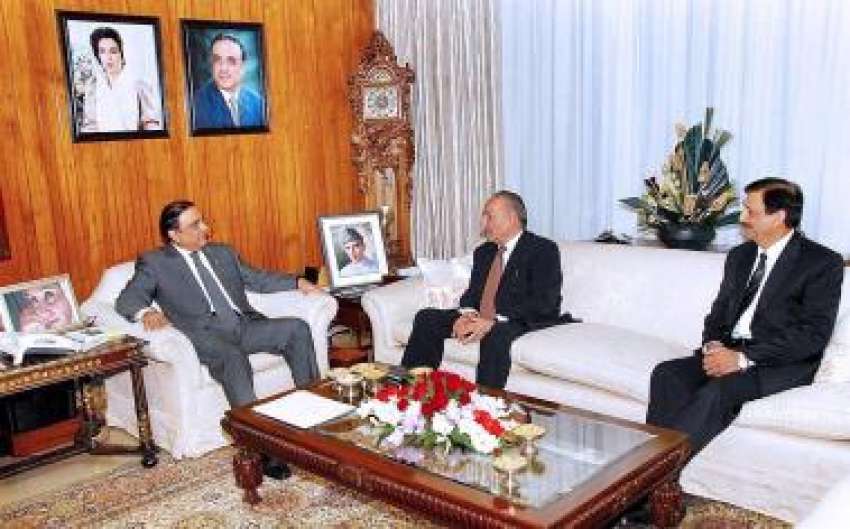 اسلام آباد،وفاقی وزیردفاع احمدمختار صدر آصف زرداری سے ملاقات ..