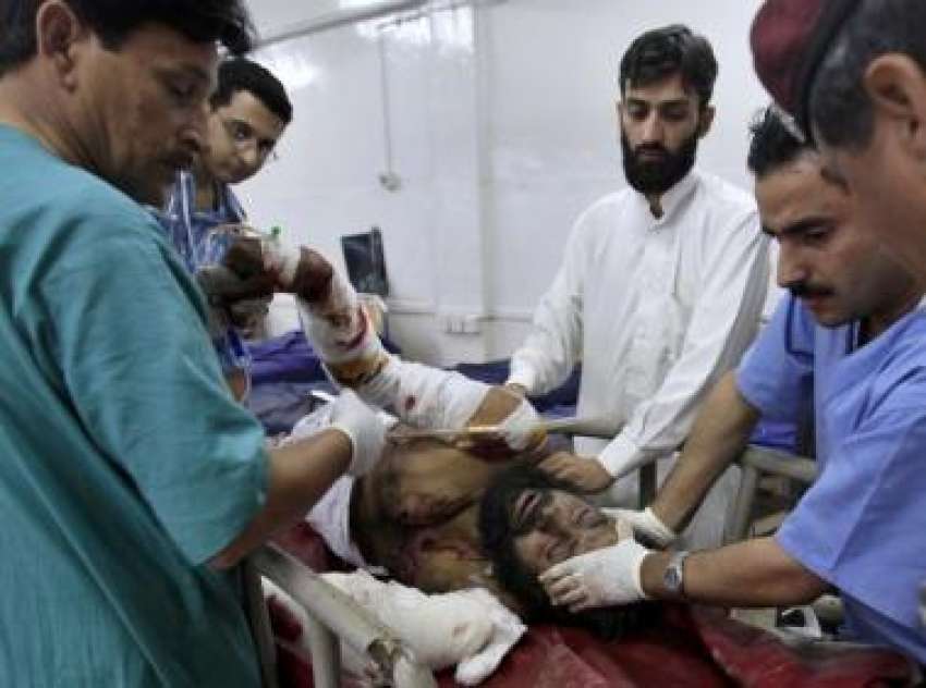 پشاور، پیر بالا پولیس چوکی کے باہر خود کش دھماکے میں زخمی ..