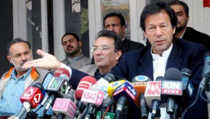 اسلام آباد، تحریک انصاف کے چیئرمین عمران خان پریس کانفرس ..