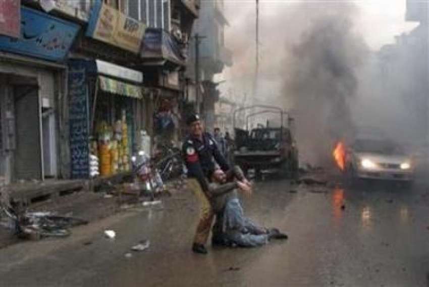 مینگورہ، پولیس اہلکار نشاط چوک بم دھماکے میں‌ زخمی ہونے ..
