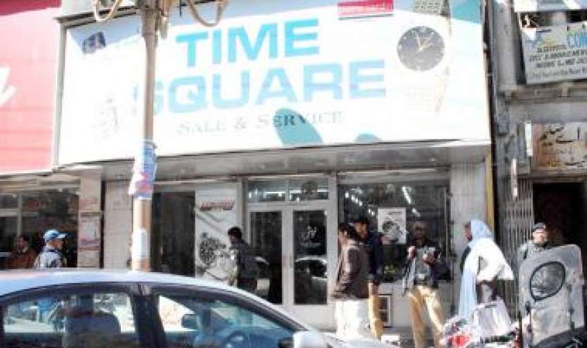 کوئٹہ، جناح روڈ‌ پر ٹائم اسکوائر کی دکان پر ڈکیتی کے بعد ..