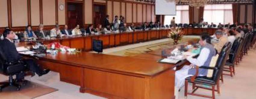 اسلام آباد، وزیراعظم راجہ پرویز اشرف وفاقی کابینہ کے اجلاس ..