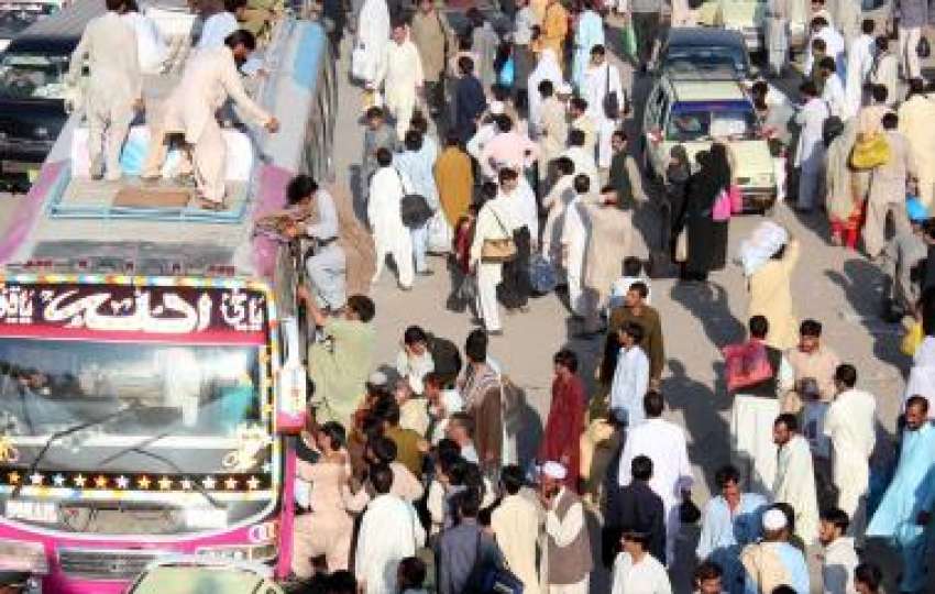 راولپنڈی، عیدالاضحی کی چھٹیوں‌کے موقع پر عوام کی بڑی تعداد ..