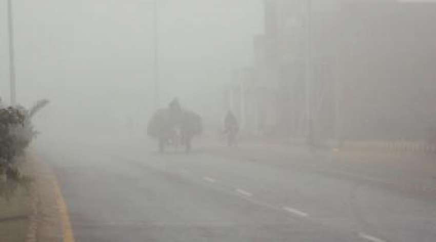 چنیوٹ، شہر میں شدید دھند کا ایک منظر