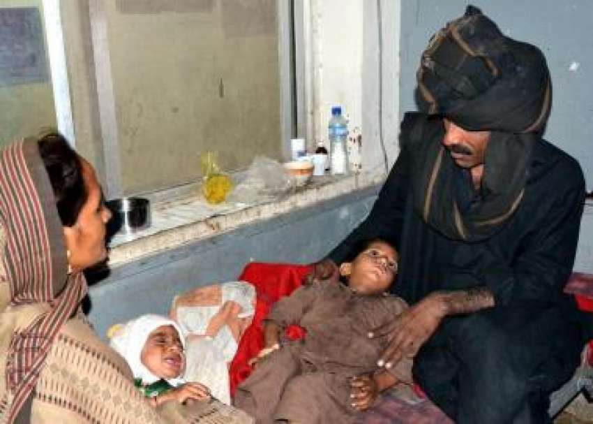 حیدر آباد، خسرہ سے متاثرہ بچے مقامی ہسپتال میں زیر علاج ..