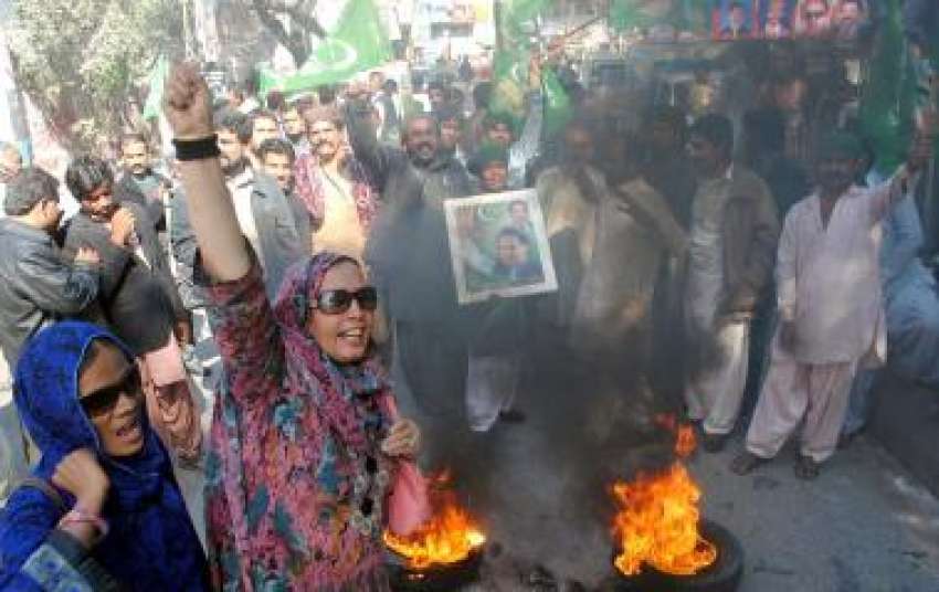 حیدر آباد: مسلم لیگ ن کے کارکن میاں تیمور کے قتل کیخلاف پریس ..