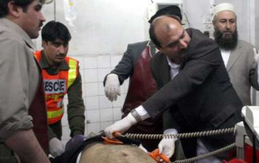 پشاور، خیبرایجنسی کے پولیٹیکل ایجنٹ کے دفتر پر دہشتگردوں‌کے ..
