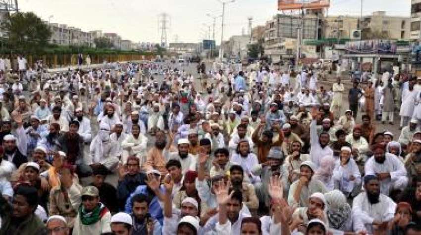 کراچی، اہلسنت و الجماعت کے کارکن کارکنوں کی ہلاکت کیخلاف ..