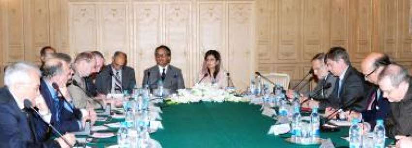 اسلام‌آباد، وزیر خارجہ حنا ربانی کھر یورپی یونین کے سفرا ..