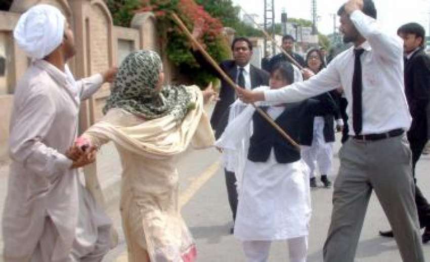راولپنڈی، پرویز مشرف کے حامی اور وکلا انسداد دہشتگردی کی ..