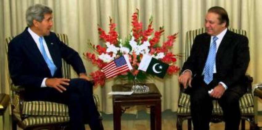 اسلام آباد، امریکی وزیر خارجہ جان کیری وزیراعظم آفس میں ..