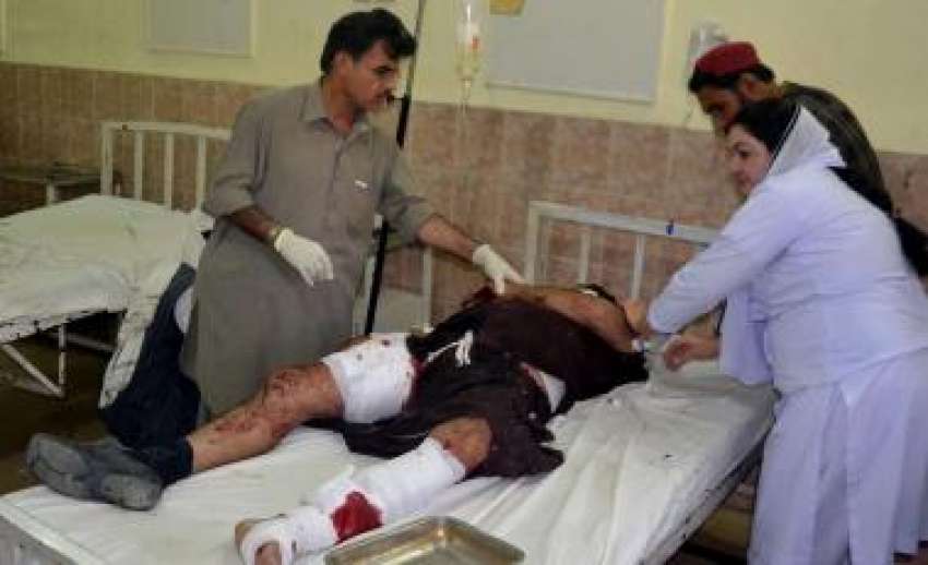 کوئٹہ: پولیس اسٹیشن پر بم دھماکے میں زخمی ہونیوالے شخص کو ..