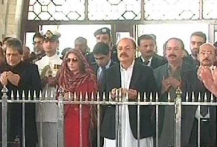 کراچی: وزیر اعلیٰ سندھ قائم علی شاہ اور گورنر سندھ عشرت العباد ..