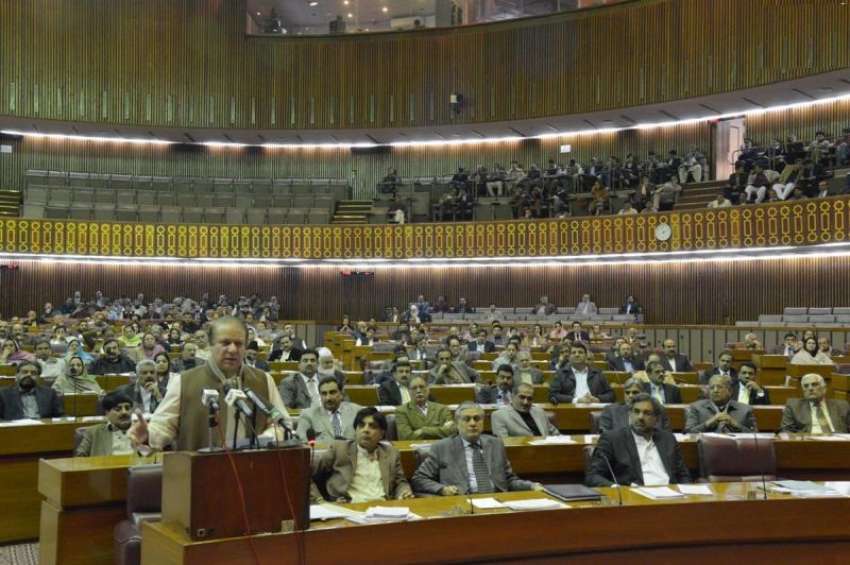 اسلام آباد: وزیر اعظم نوازشریف قومی اسمبلی کے اجلاس سے خطاب ..