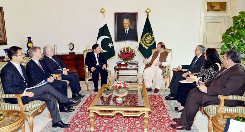 اسلام آباد: وزیر اعظم نواز شریف ایشیائی ترقیاتی بینک کے ..