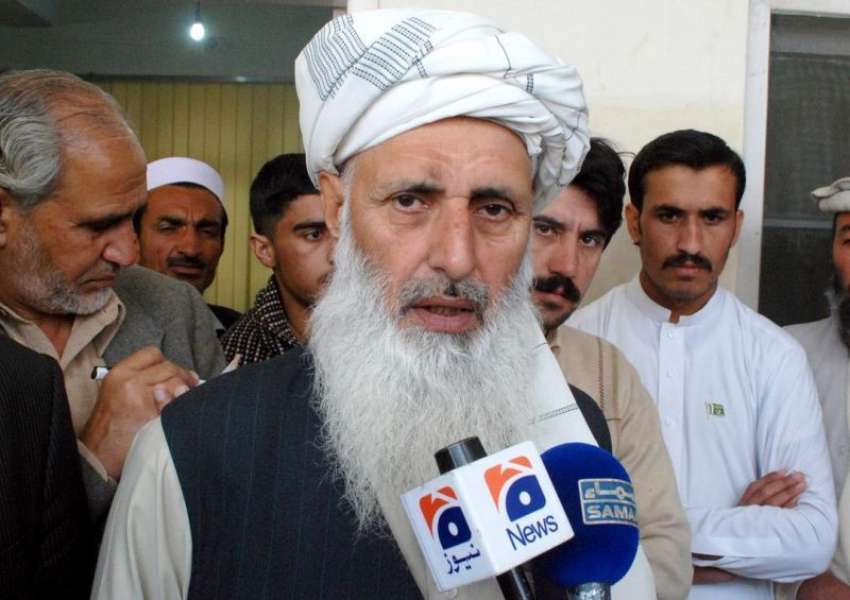 پشاور ، مرکز اسلامی میں طالبان کمیٹی کے رکن پروفیسر ابراہیم ..