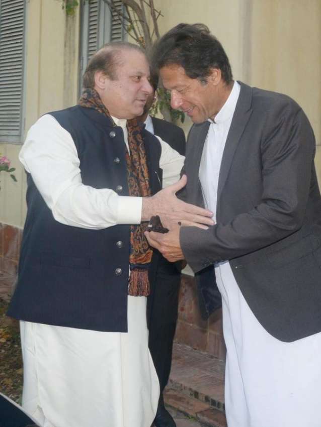 اسلام آباد ، تحریک انصاف کے چئیرمین عمران خان وزیراعظم نواز ..