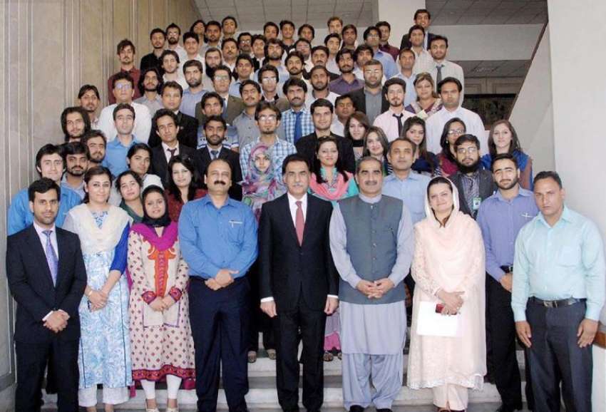 اسلام آباد: جی سی یونیورسٹی کے طلباء کا قومی اسمبلی کے دورہ ..