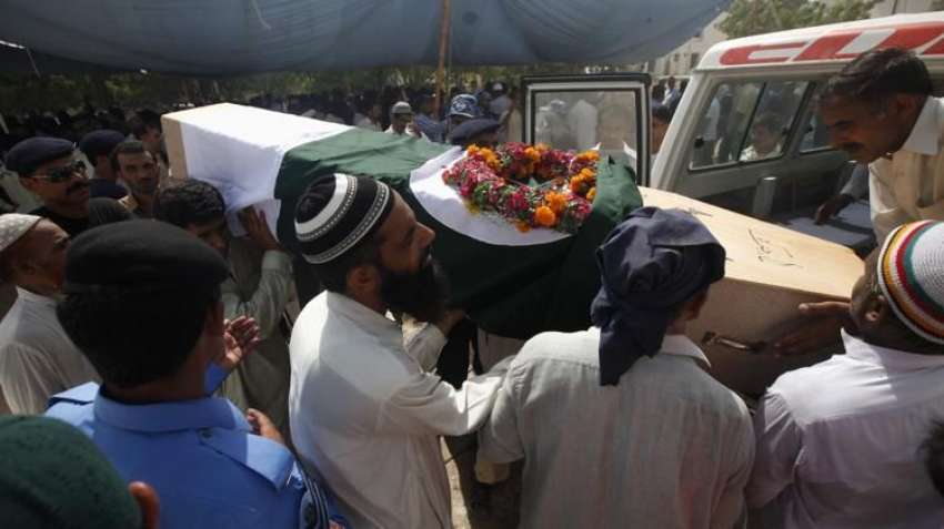 کراچی، جناح ائیرپورٹ پر دہشتگردوں‌ کے حملہ میں مقابلہ میں ..