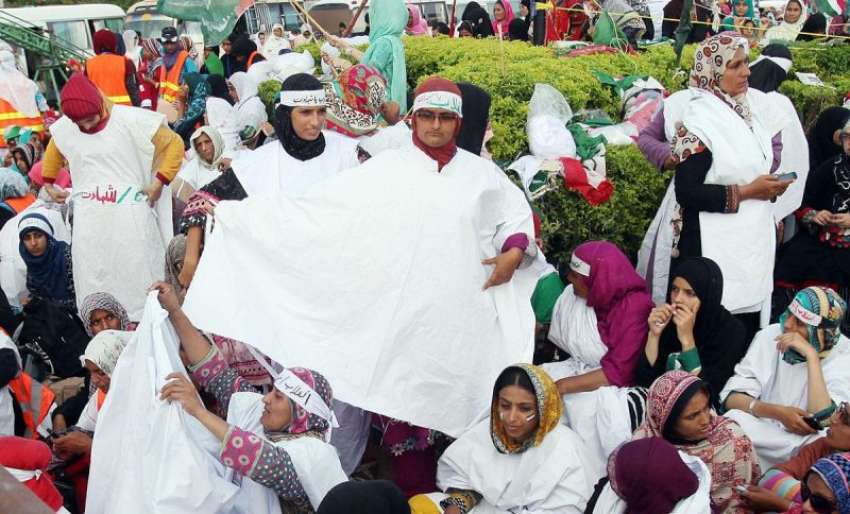 اسلام‌آباد، پاکستان عوامی تحریک کے خواتین کارکن طاہر القادری ..