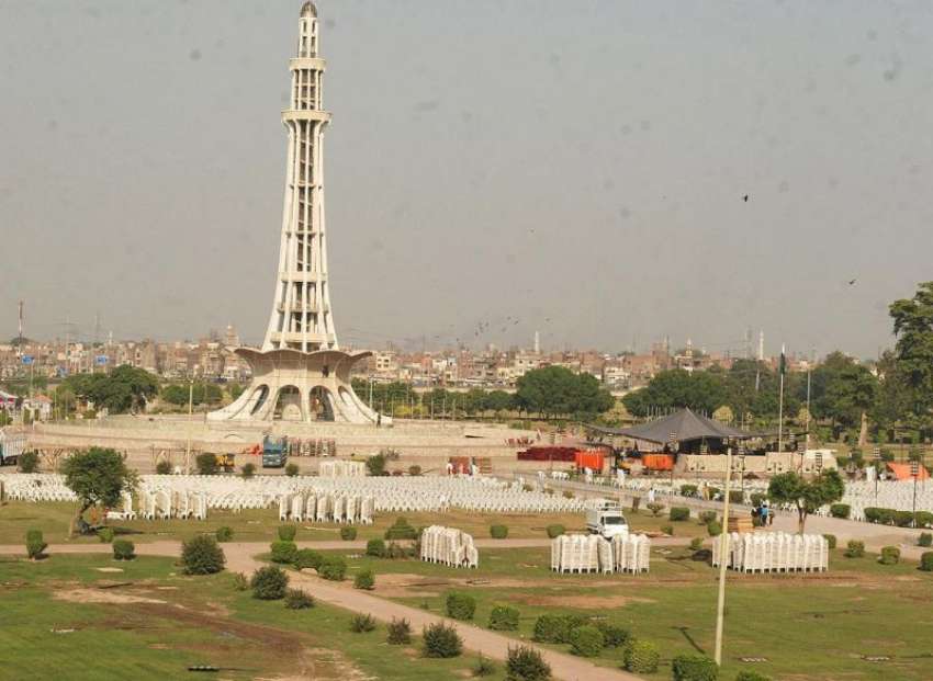 لاہور، عوامی تحریک کے اتوار کے روز ہونے والے جلسہ کی تیاریاں‌ ..