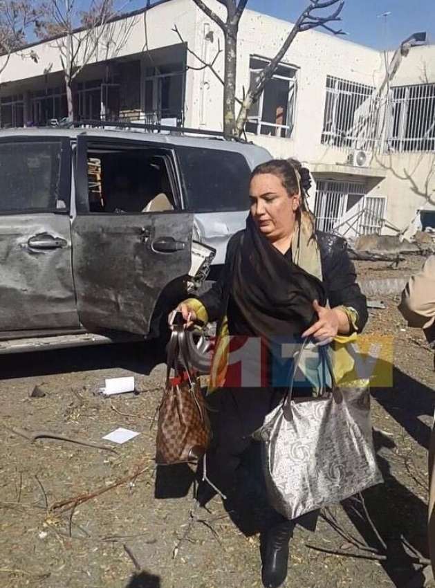 کابل، افغان رکن پارلیمنٹ شکریہ بارکزئی اپنے قافلے پر خودکش ..