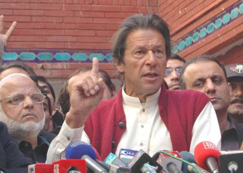 لاہور، تحریک انصاف کے چئیرمین عمران خان حلقہ این اے 122 میں ..