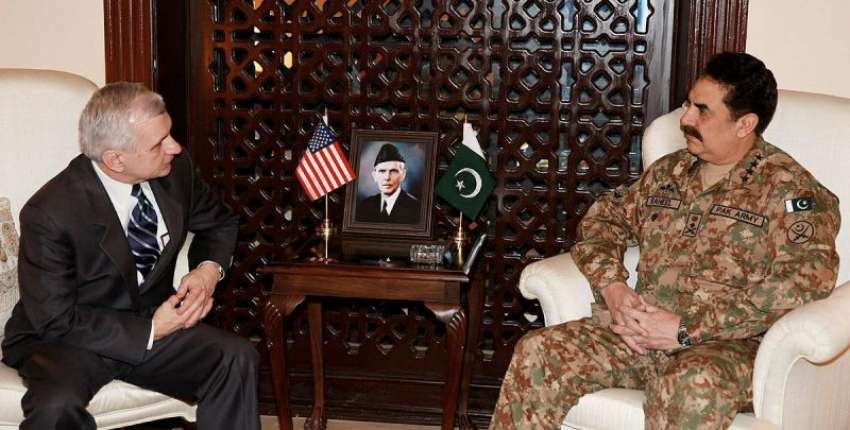 راولپنڈی، امریکی سینیٹر جیک ریڈ جنرل ہیڈکوارٹرز میں آرمی ..