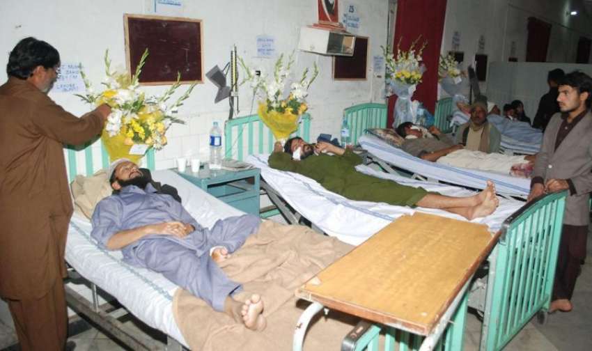 لاہور، پولیس لائنز خودکش حملے کے زخمی میو ہسپتال میں زیر ..