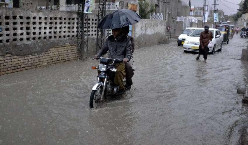 کوئٹہ: موسلا دھار بارش کی ایک جھلک