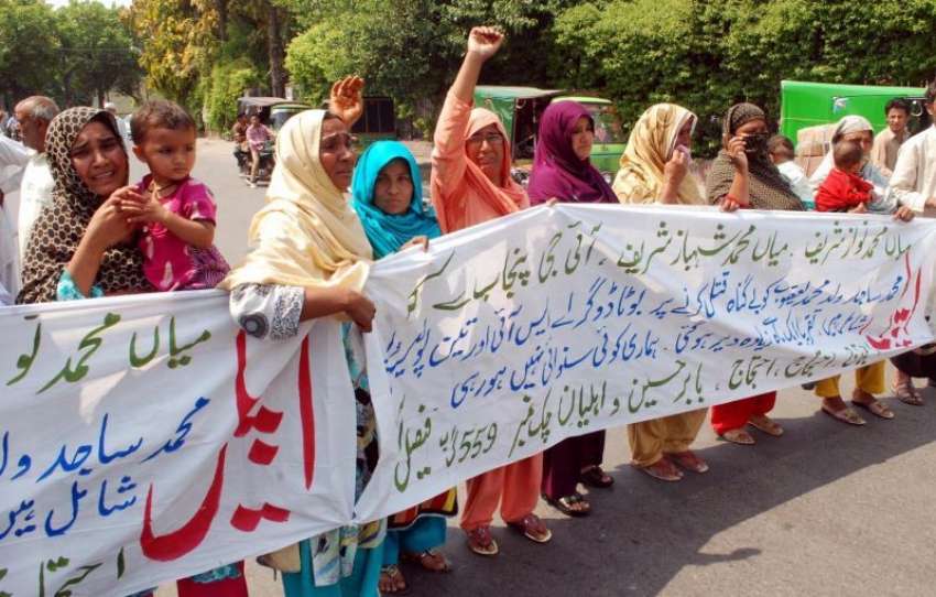 لاہور: ننکانہ صاحب کے رہائشی انصاف کے لیے احتجاج کر ہے ہیں۔