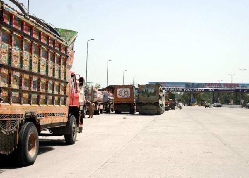 اسلام آباد: چینی صدر کی آمد کے موقع پر دارالحکومت میں ٹرکوں ..