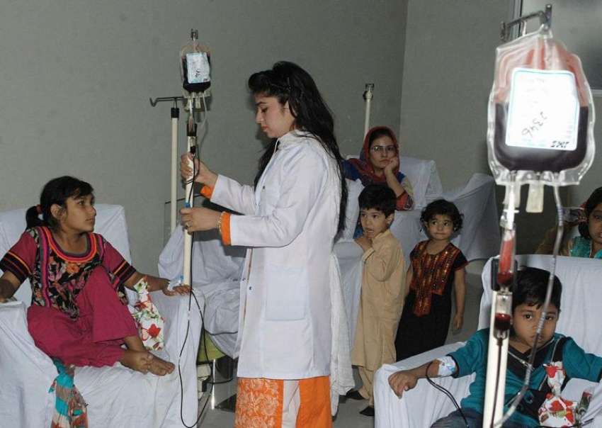 لاہور: سندس فاؤنڈیشن شادمان میں تھیلیسیمیا کے مریض بچوں ..