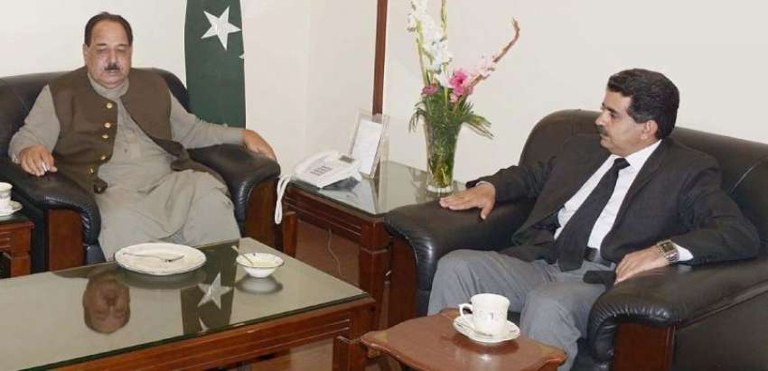 مظفر آباد: وزیر اعظم آزاد کشمیر چوہدری عبدالمجید سے چئیر ..