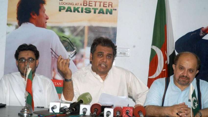 کراچی: پاکستانی تحریک انصاف سندھ کے صدر علی زیدی نقوی و دیگر ..
