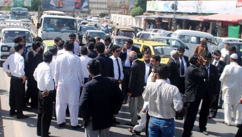 راولپنڈی: راولپنڈی بار ایسوسی ایشن کے وکلاء ڈسکہ واقعہ کے ..