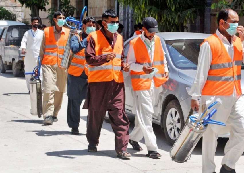 راولپنڈی: ڈینگے کے خاتمے کے لیے شہر بھر میں سپرے کرنے کے ..