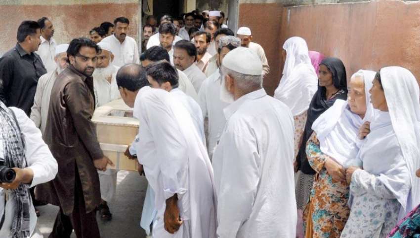 راولپنڈی: نامعلوم افراد کے ہاتھوں قتل ہونے والے کسٹم انسپکٹر ..