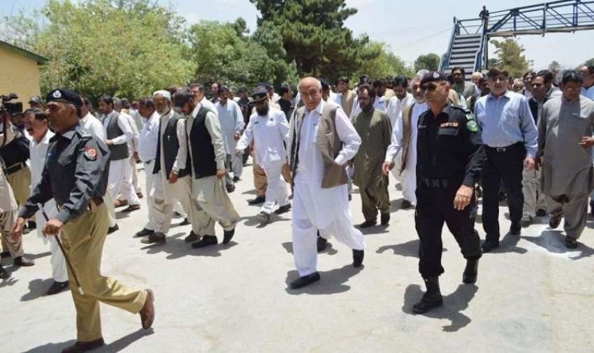 کوئٹہ: وزیر اعلیٰ بلوچستان ڈاکٹر عبدالمالک بلوچ زائدان ..